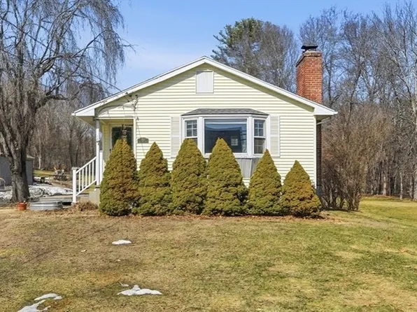 180 Southwick St, Feeding Hills, MA 01030