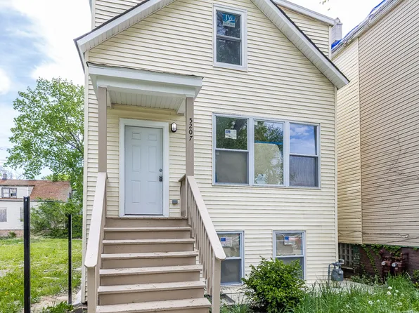 5207 S Laflin St, Chicago, IL 60609
