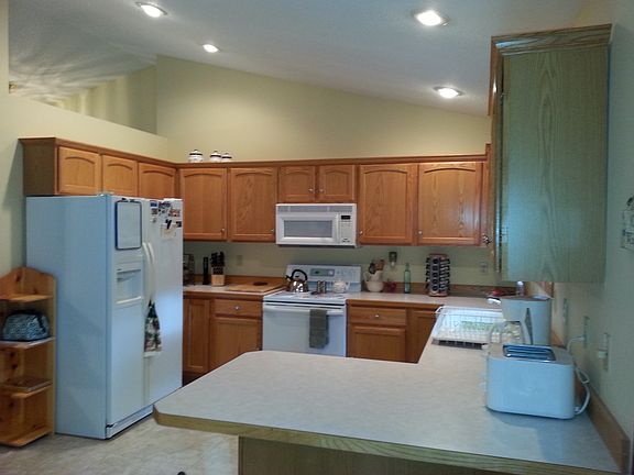 2nd image of 7835 Teaberry Dr