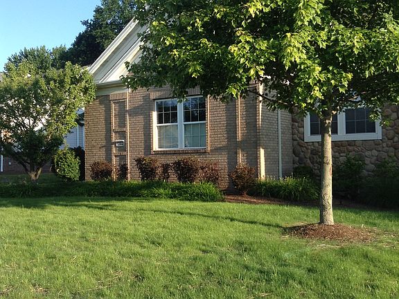 4th image of 2973 Country Club Ln
