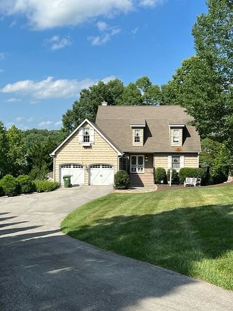 2nd image of 1344 Ascend Ln