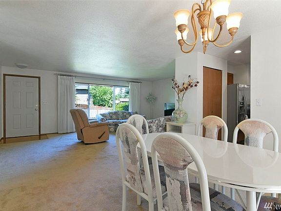 4th image of 15125 35th Ave W