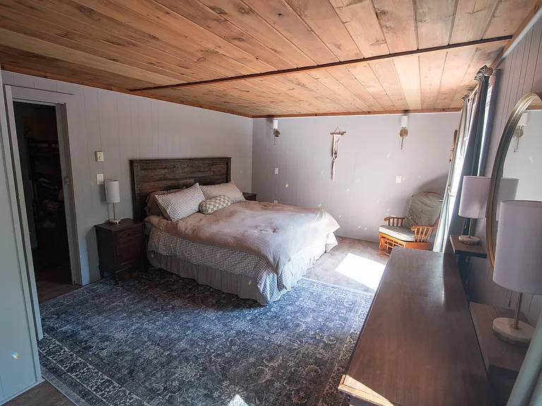 108 Ashuelot Dr — Photo 24
