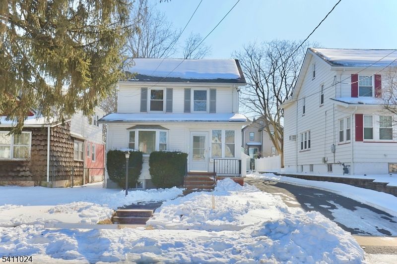 1st image of 401 Burroughs Ter