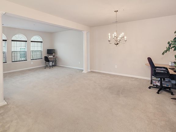 5th image of 1308 Cheswick Ln