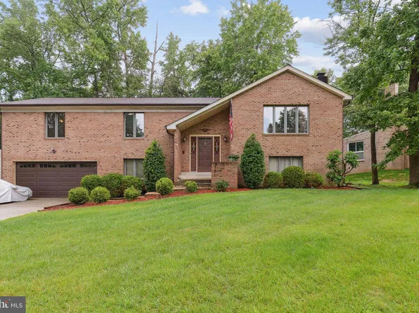 710 Gleneagles Dr, Fort Washington, MD 20744