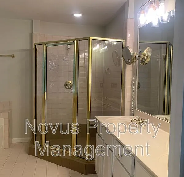 7439 Mason Falls Dr — Photo 24