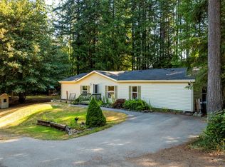 14011 NW Hawks Cove Ln, Bremerton, WA 98312