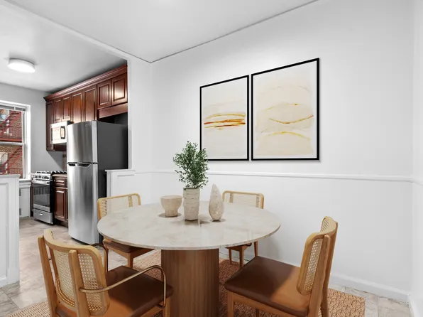 915 East 17th Street image 5 of 10