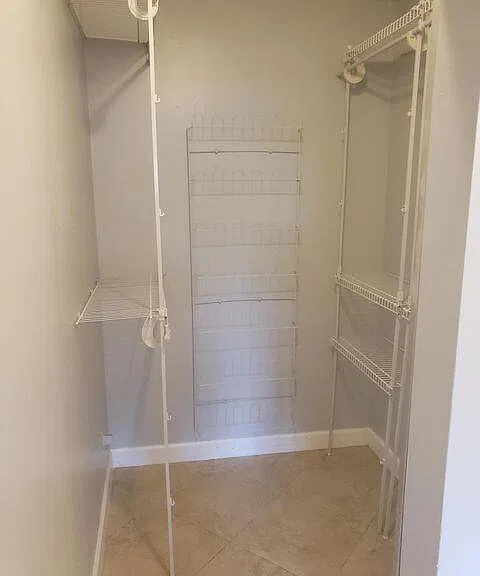9102 Bedford Dr — Photo 18