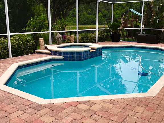 2nd image of 11322 Minaret Dr