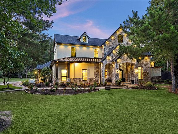 5th image of 1030 Trailwood Estates Dr