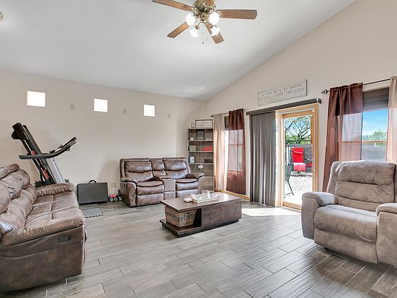 4th image of 4608 Eyota Dr NW