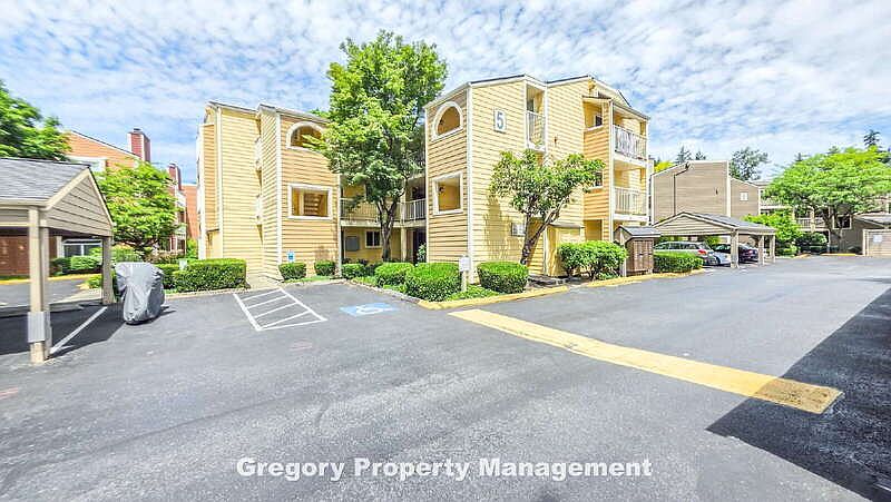 1st image of 15802 Leary Way
