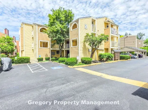 15802 Leary Way, Redmond, WA 98052