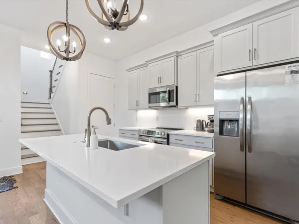 201 Prince Ave, Nashville, TN 37207