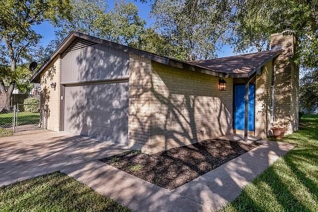 1st image of 2501 Bois Darc Ln