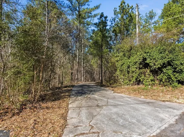 215 Picketts Way, Acworth, GA 30101