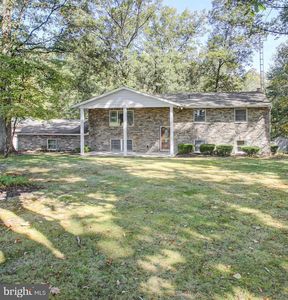 8182 Stone Bridge Rd, Greencastle, PA, 17225