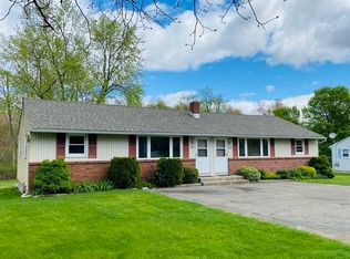 427-429 Poole St, Ludlow, MA 01056