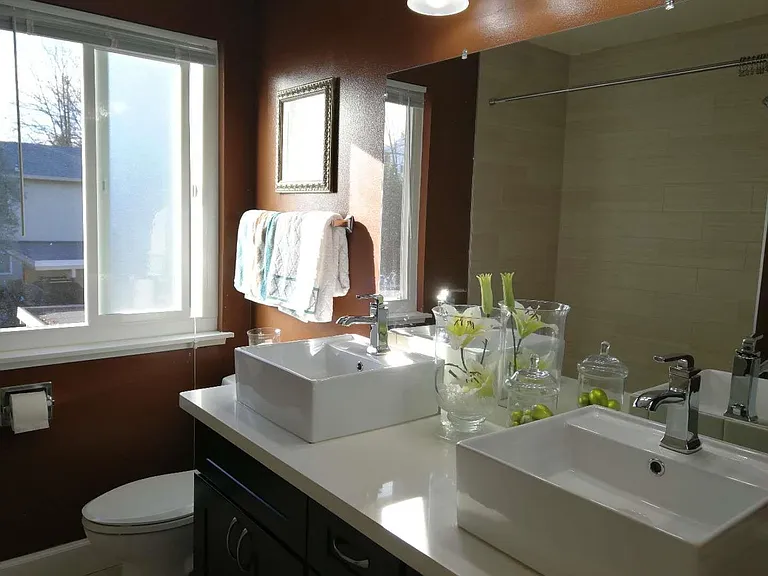 1921 Rock St #18 — Photo 6