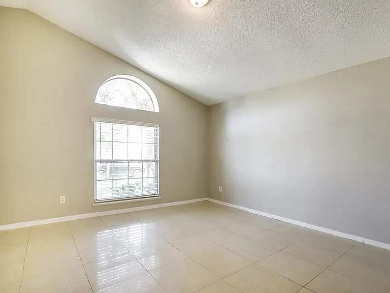 2459 Parsons Pond Cir — Photo 12