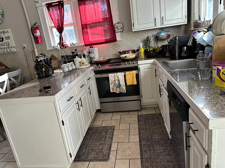 918 W Camplain Rd #1 — Photo 12