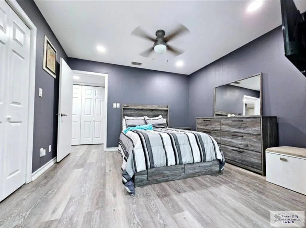2 bed, 2.0 bath, 1141 sqft, $1,750 — Photo 3