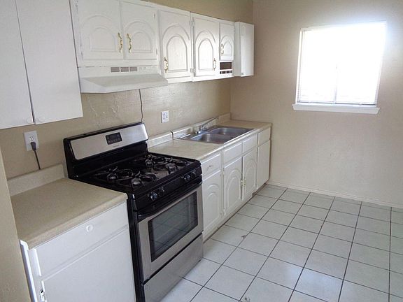 5th image of 8944 Norton St #8