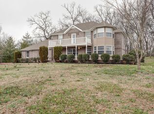 1724 V P Lunn Dr, Spring Hill, TN 37174
