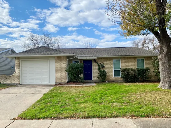 1202 White Oak Dr, Garland, TX 75040