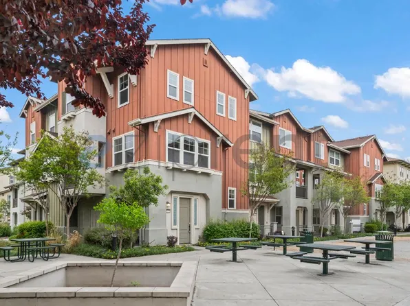 2077 Kiwi Walkway, San Jose, CA 95133