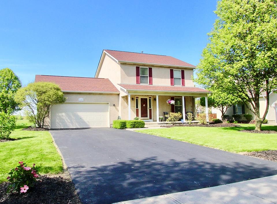 1st image of 2208 Heron Ln
