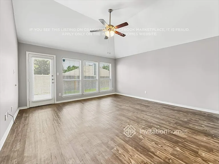 413 Windridge Dr — Photo 4