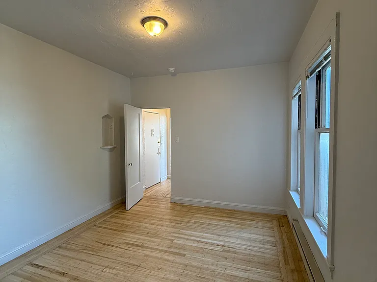1429 Leavenworth St #104 — Photo 11