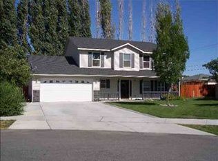 9804 Chelan Ct, Pasco, WA 99301