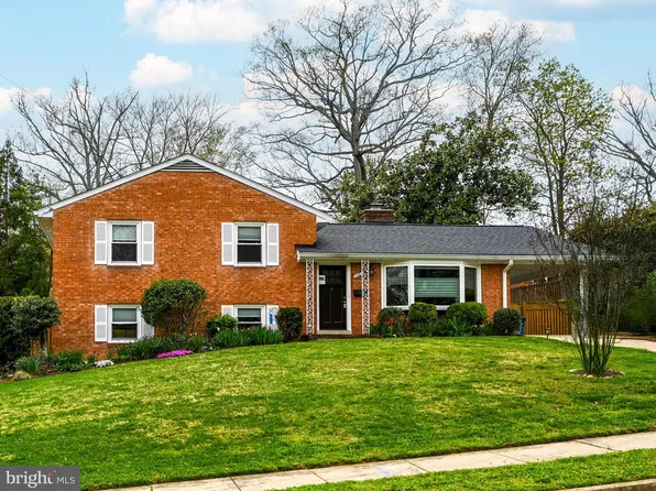 7951 Jansen Dr, Springfield, VA 22152