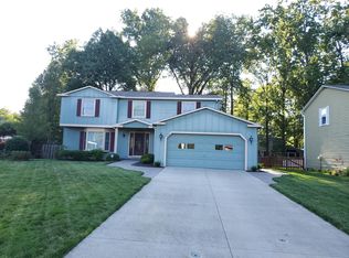 4154 Fielding Dr, North Olmsted, OH