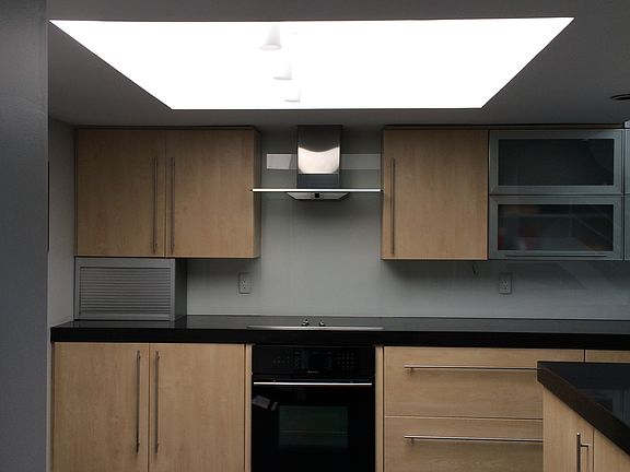 3rd image of 6749 Vienna Woods Trl