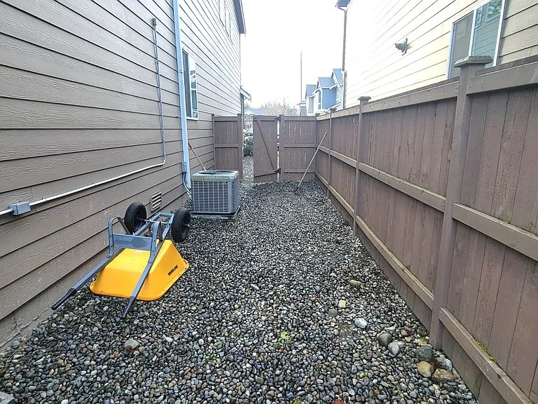 8023 175th St E — Photo 38