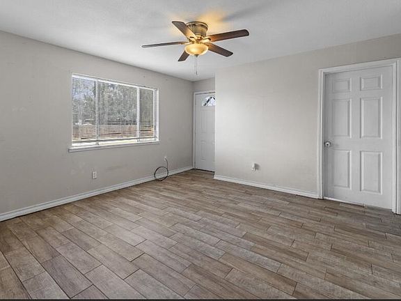 5th image of 30358 Roberta Cir