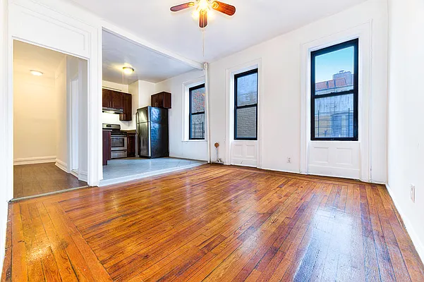 Rented by REAL New York | media 11