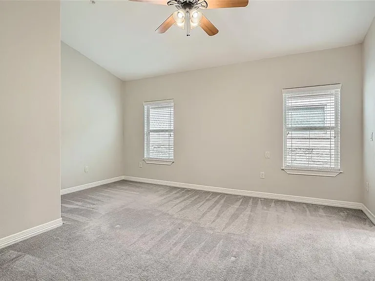 2800 Joe Dimaggio Blvd #35 — Photo 5