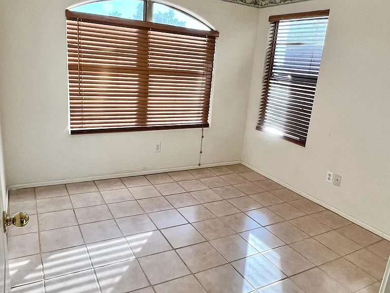 11210 E Pronghorn Ave — Photo 16
