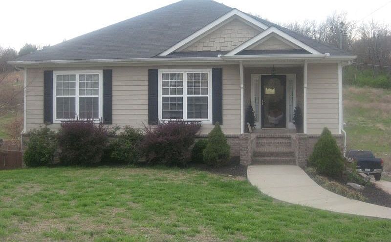 1st image of 446 Williamsport Dr