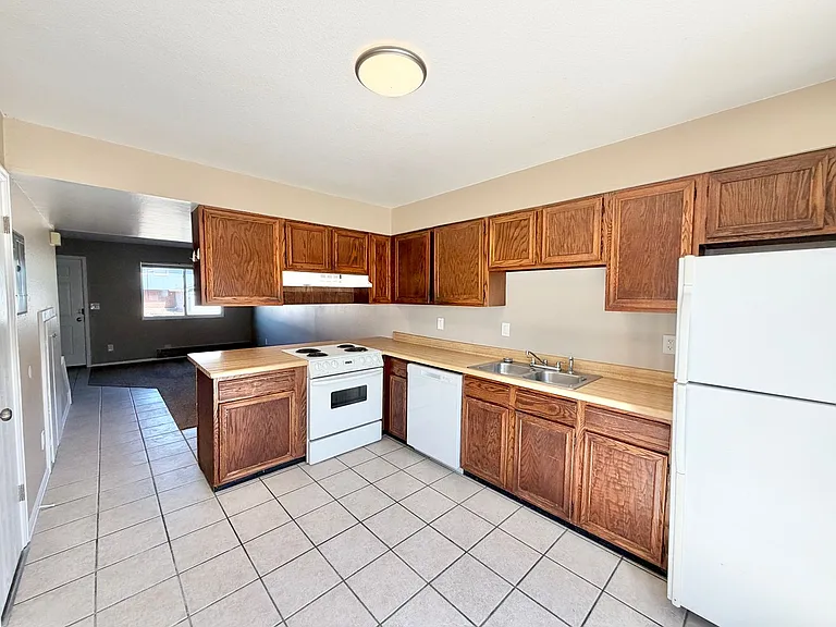 Two-Level 2BR with Fenced Yard & Washer/Dryer Hookups — Photo 7