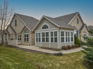 863 Grove St, Sun Prairie, WI 53590