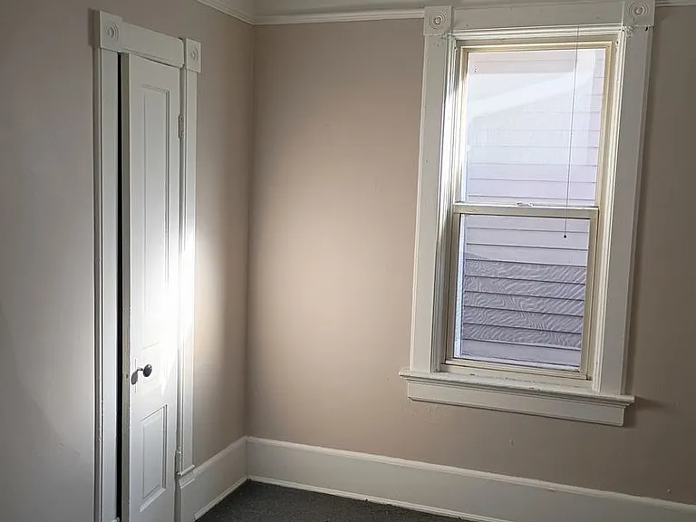 1710 W Mineral St — Photo 13