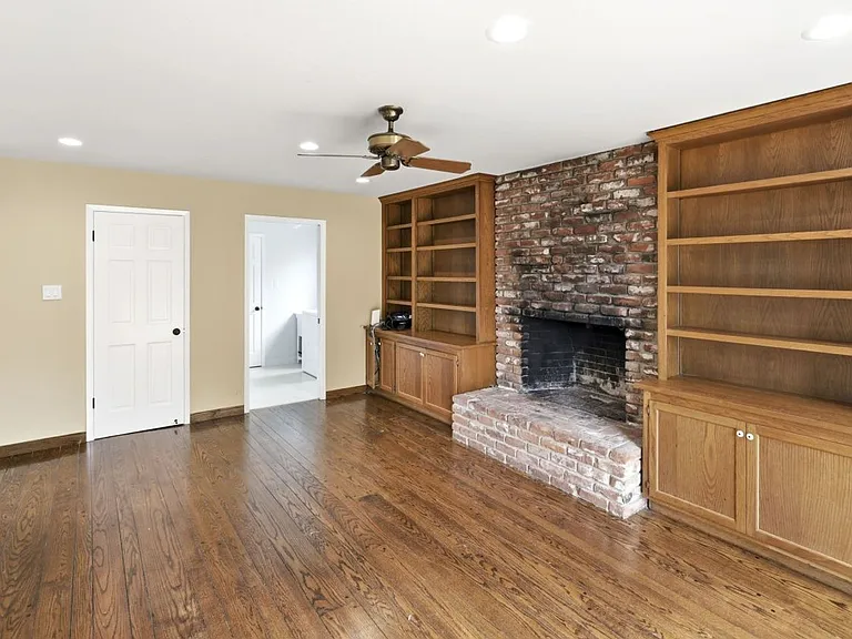 2973 Arguello Dr — Photo 12