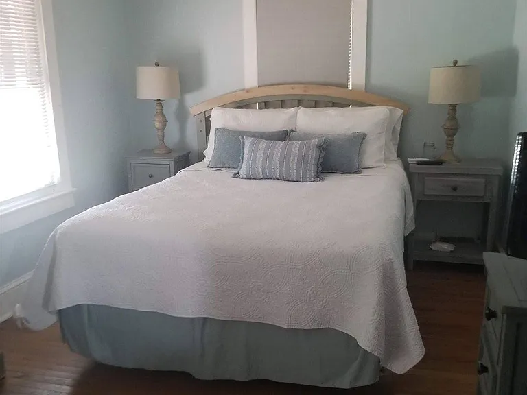 504 Corlies Ave — Photo 9